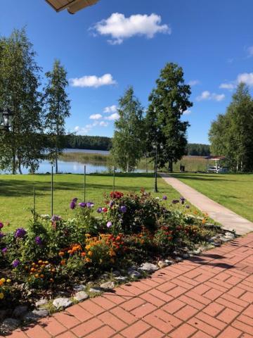 Wonderful Cottage By The Lake Hautjarvi ภายนอก รูปภาพ