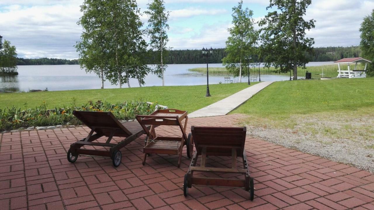 Wonderful Cottage By The Lake Hautjarvi ภายนอก รูปภาพ